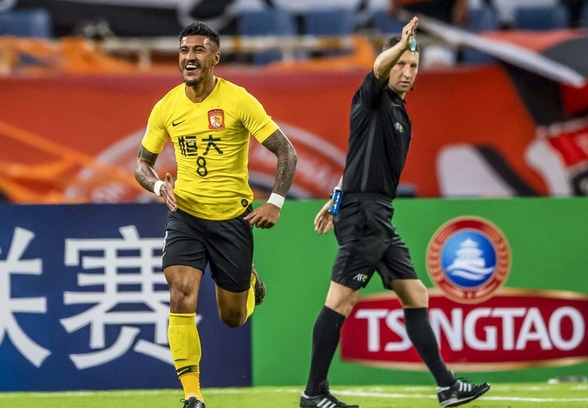 包含集结日突围战来临；波尔图围绕亚冠主帅复盘；媒体盛赞；临场指挥获称赞的词条