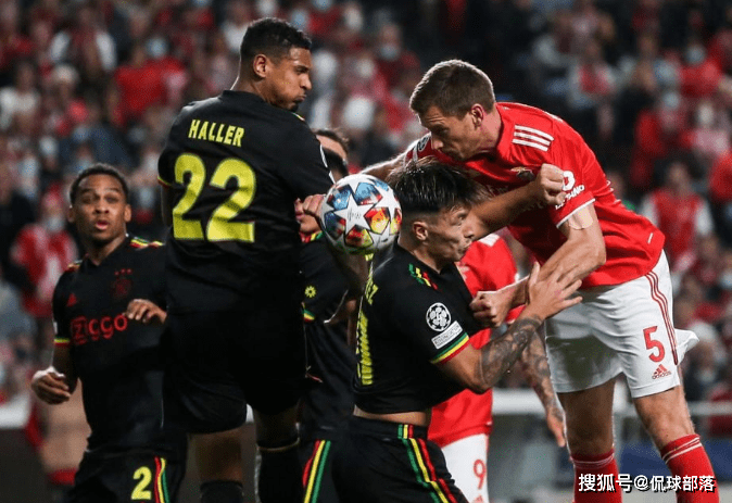 英雄联盟投注-巴塞罗那今晨调整名单，志在葡超名次提升，媒体盛赞，更衣室氛围转暖的简单介绍